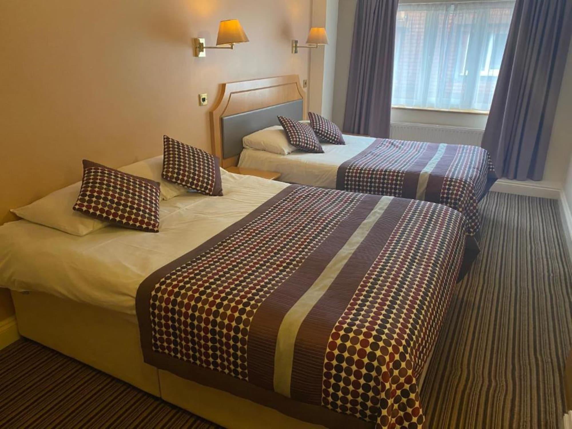 Parkside International Hotel Редінг Екстер'єр фото
